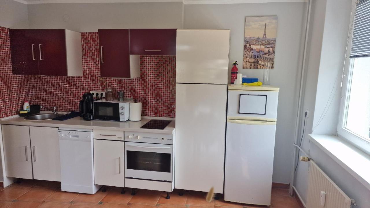 Lovely Condo With Free Parking Ljubljana Exteriör bild